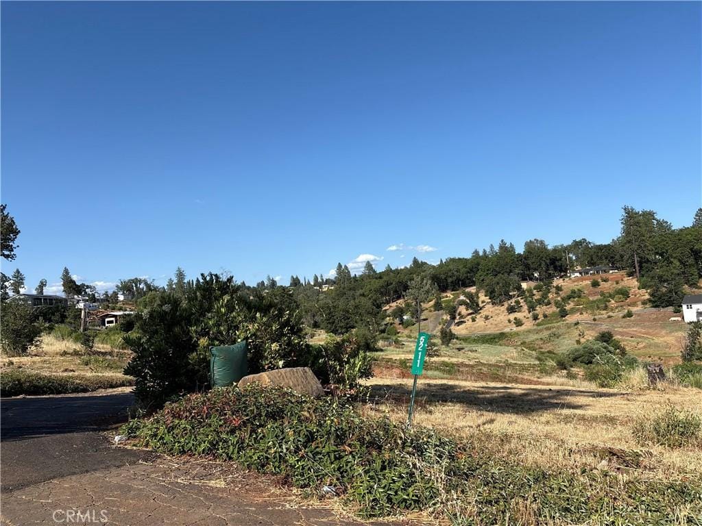 5211 Jarvis Ln, Paradise, CA 95969