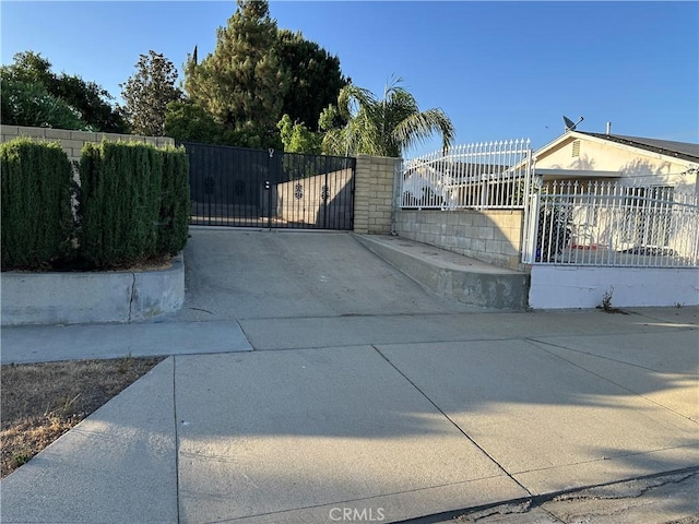 8567 Jasper St, Rancho Cucamonga, CA 91730 - gate with a fenced front yard