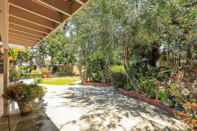 2045 W Clover Ave, Anaheim, CA 92801 - view of patio