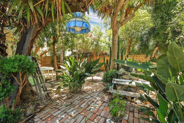 2045 W Clover Ave, Anaheim, CA 92801 - view of patio
