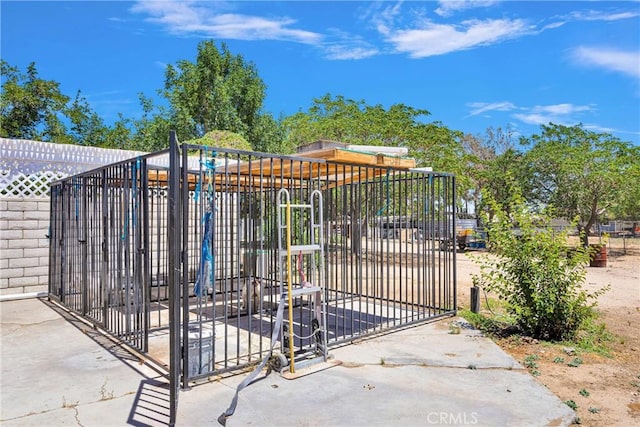 10325 Sheep Creek Rd, Phelan, CA 92371 - view of gate