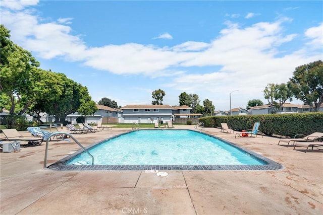 9554 Bickley Dr Unit 8, Huntington Beach, CA 92646 - community pool with a patio area