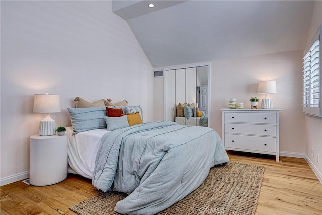 1310 Gates Ave, Manhattan Beach, CA 90266 - bedroom featuring light wood finished floors, vaulted ceiling, and recessed lighting