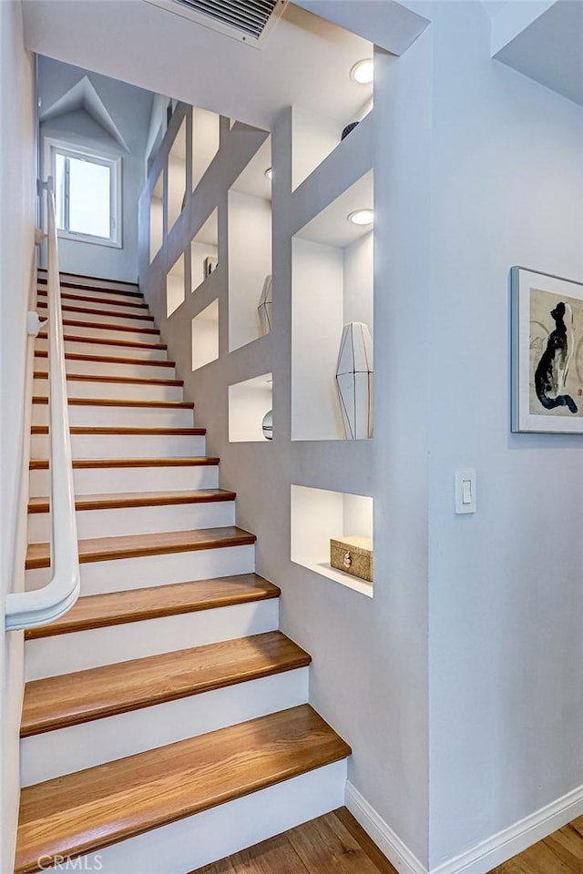 1310 Gates Ave, Manhattan Beach, CA 90266 - stairs featuring wood finished floors
