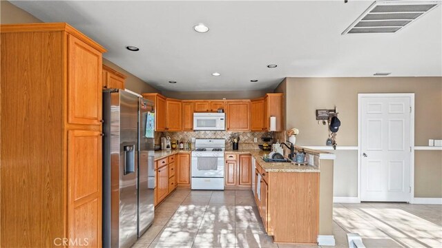 13400 Solitude Cir, Victorville, CA 92392 - photo 4