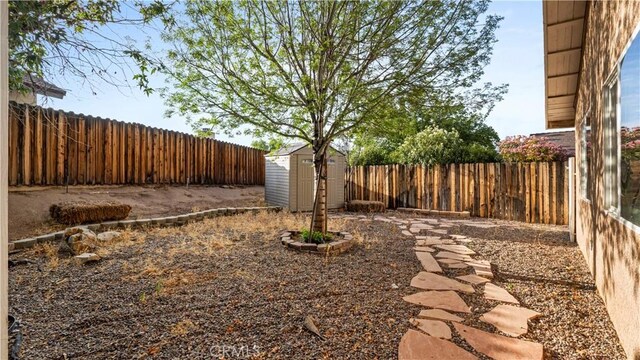 13400 Solitude Cir, Victorville, CA 92392 - photo 22