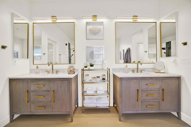 10576 Pinion Trl, Escondido, CA 92026 - bathroom with two vanities and wood finished floors