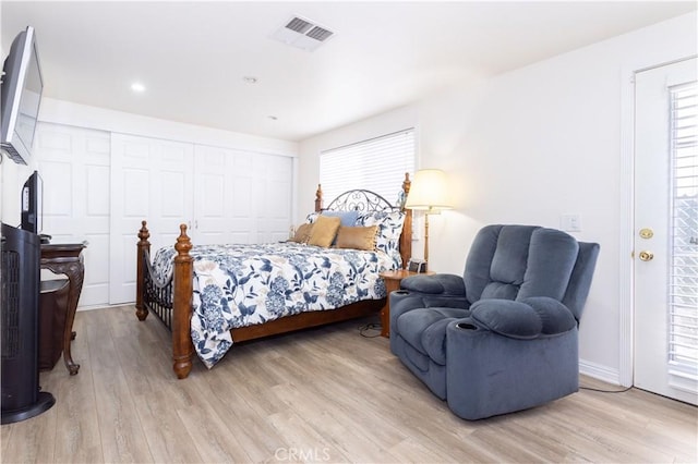 6843 Penfield Ave, Winnetka, CA 91306 - bedroom with light wood finished floors