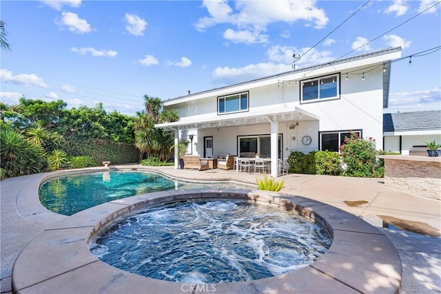 1780 N Mockingbird Pl, Orange, CA 92867 - view of pool featuring a patio area and an in-ground hot tub