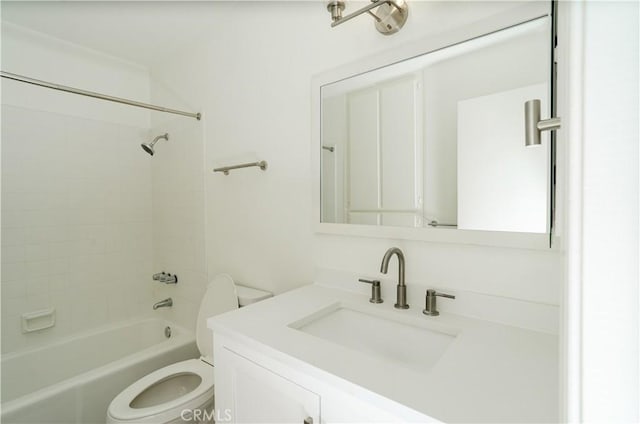 1438 W 146th St Unit 6, Gardena, CA 90247 - full bath featuring vanity and tub / shower combination