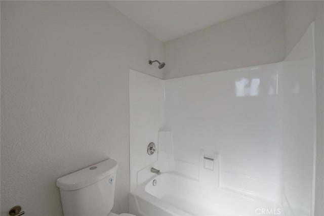 27825 Beryl Rd, Barstow, CA 92311 - full bathroom featuring toilet and shower / bathtub combination