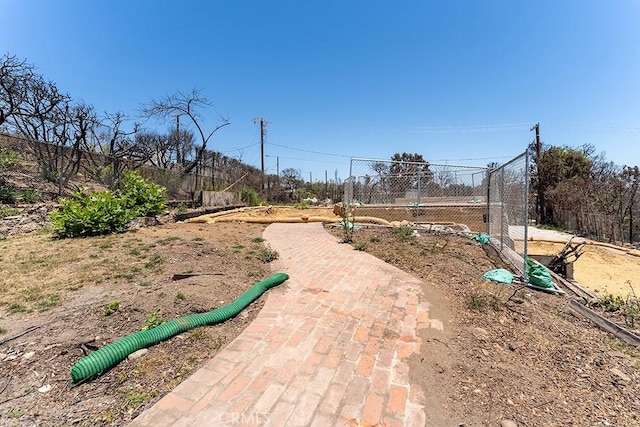 15475 Albright St, Pacific Palisades, CA 90272 - view of yard