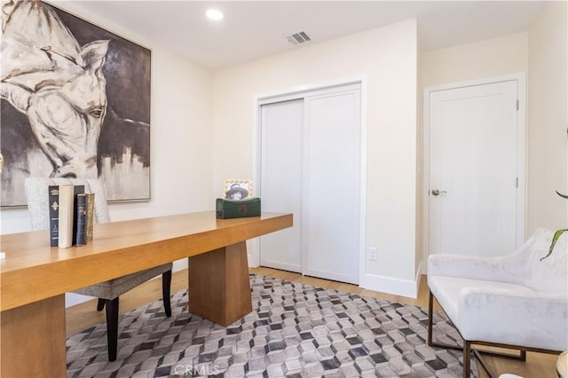 20611 Devonshire St, Chatsworth, CA 91311 - home office with recessed lighting and baseboards