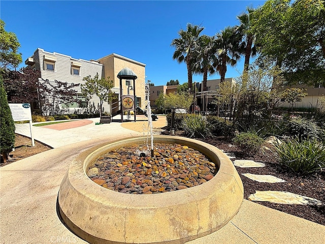 612 E Carson St Unit 303, Carson, CA 90745 - surrounding community