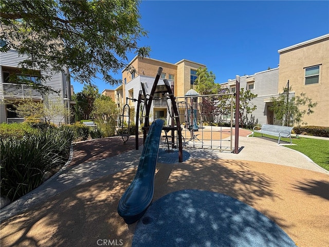 612 E Carson St Unit 303, Carson, CA 90745 - view of community playground
