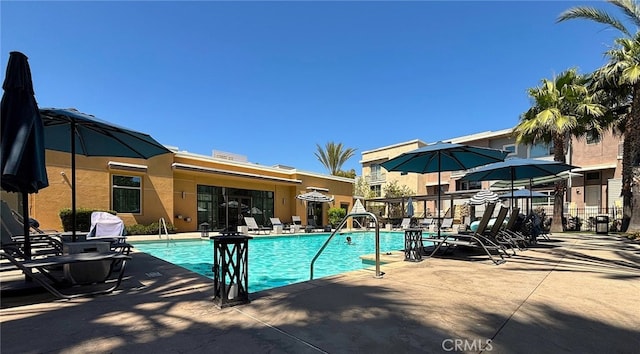 612 E Carson St Unit 303, Carson, CA 90745 - community pool with a patio