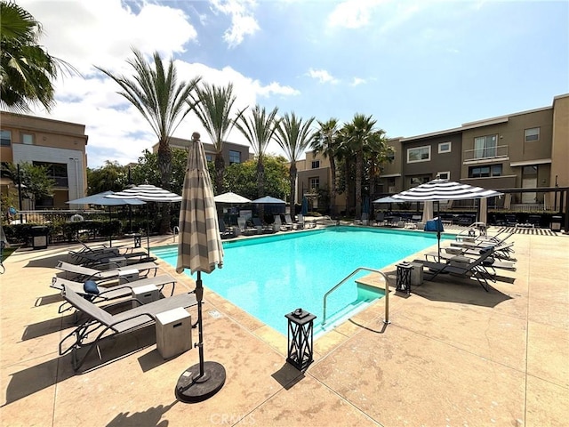 612 E Carson St Unit 303, Carson, CA 90745 - community pool featuring a patio