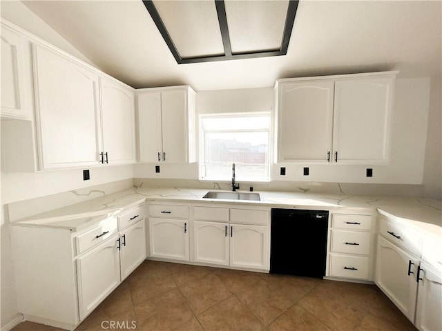 22236 Fox Ave, Apple Valley, CA 92307 - photo 2