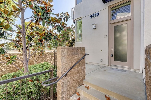 5410 W 149th Pl Unit 12, Hawthorne, CA 90250 - property entrance with stucco siding