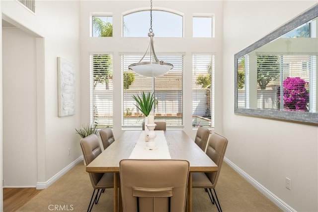 17 Marseille Way, Lake Forest, CA 92610 - dining area with a towering ceiling