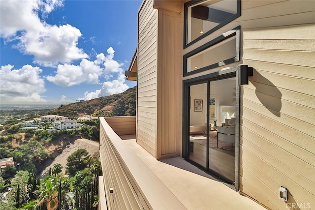 1369 Paseo Redondo, Burbank, CA 91501 - view of balcony