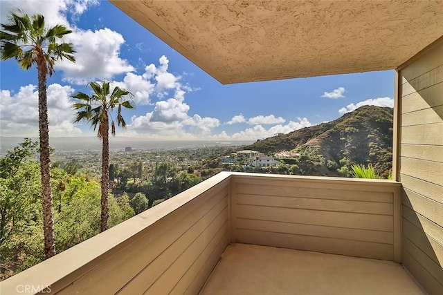 1369 Paseo Redondo, Burbank, CA 91501 - balcony with a mountain view