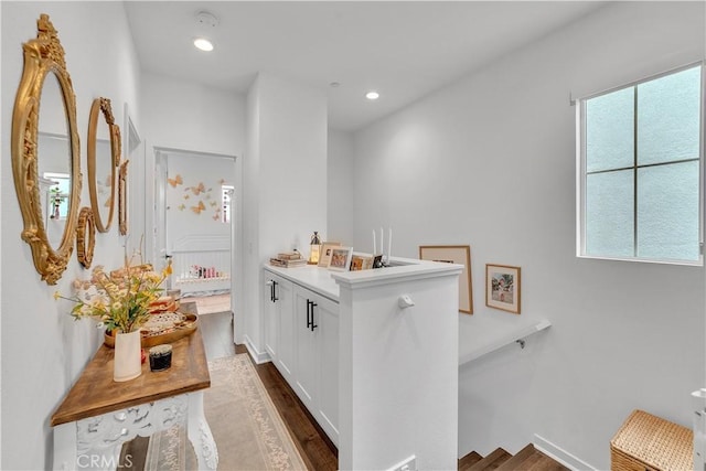 516 Caleigh Ln, Costa Mesa, CA 92627 - bathroom featuring wood finished floors, recessed lighting, and vanity