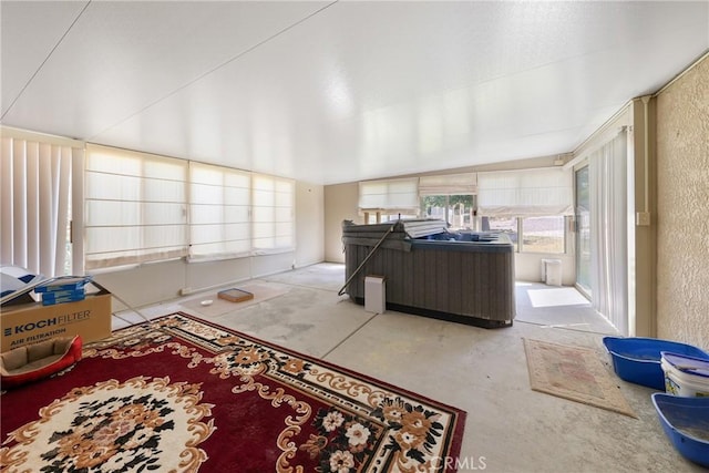 35632 Avocado St, Yucaipa, CA 92399 - view of sunroom / solarium