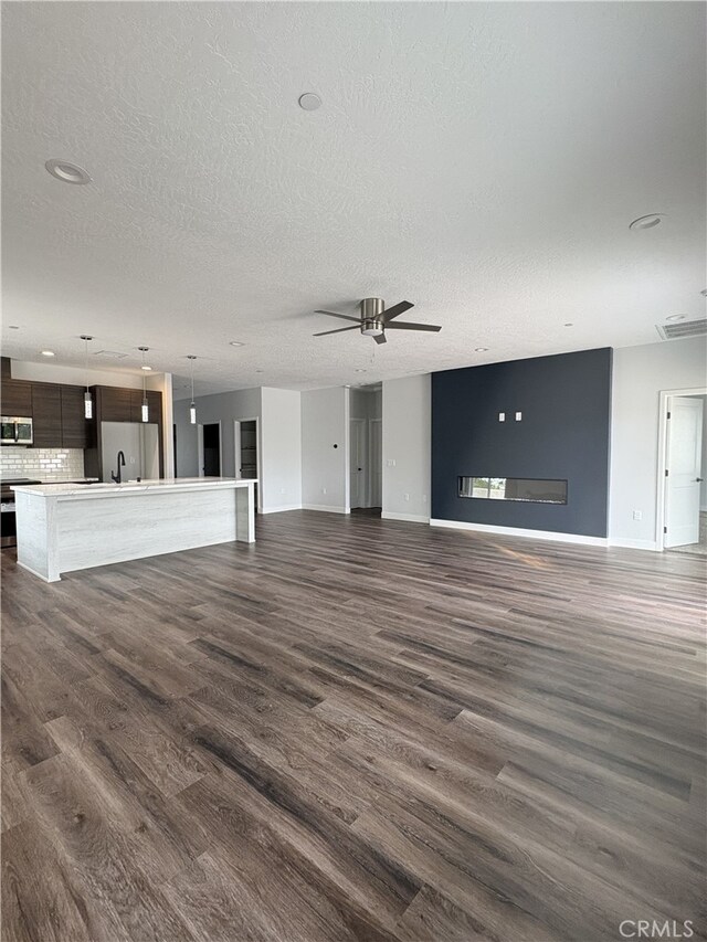 12525 Spring Vly, Victorville, CA 92395 - photo 14