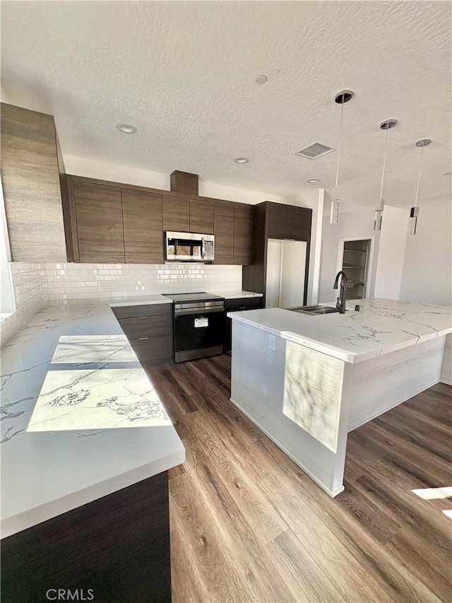 12525 Spring Vly, Victorville, CA 92395 - photo 11