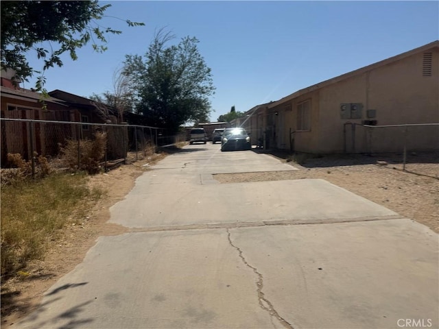 18605 New Hampshire St, Adelanto, CA 92301 - view of street
