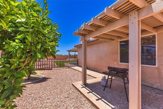 32669 Armoise Dr, Winchester, CA 92596 - view of patio