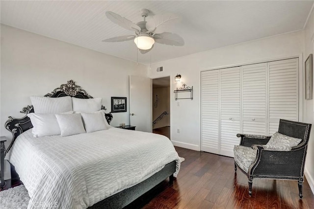 891 Palo Verde Ave, Long Beach, CA 90815 - bedroom featuring dark wood-type flooring, a closet, and a ceiling fan