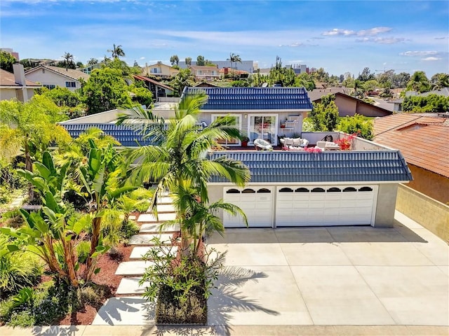 891 Palo Verde Ave, Long Beach, CA 90815 - view of front facade with driveway