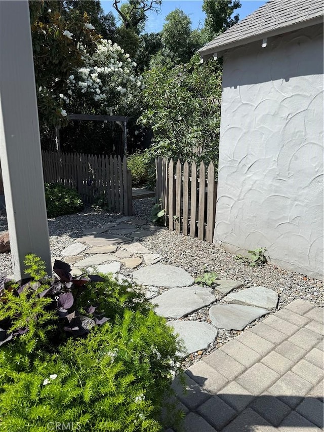 315 W 6th Ave, Chico, CA 95926 - view of patio / terrace