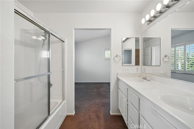 39312 Via Belleza, Murrieta, CA 92563 - full bath with double vanity and enclosed tub / shower combo