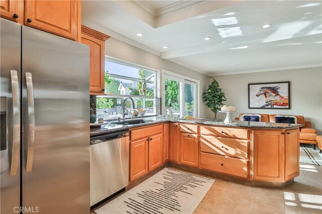 2747 Granvia Pl, Thousand Oaks, CA 91360 - photo 17