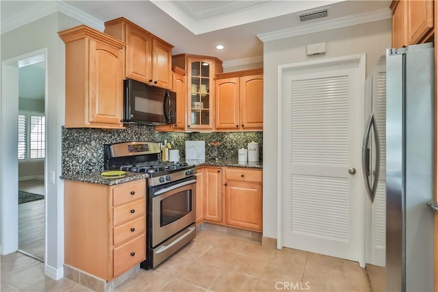 2747 Granvia Pl, Thousand Oaks, CA 91360 - photo 18
