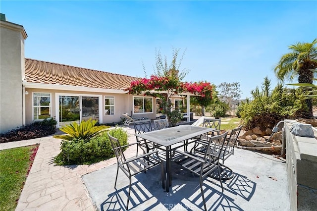 11056 Orchard View Ln, Riverside, CA 92503 - view of patio with outdoor dining area