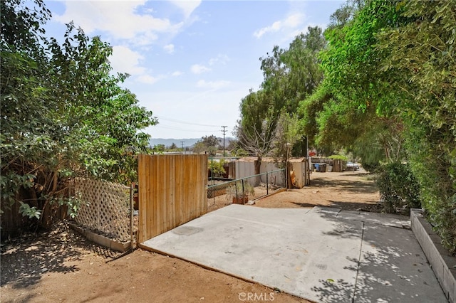 6435 Norwood Ave, Riverside, CA 92505 - view of patio