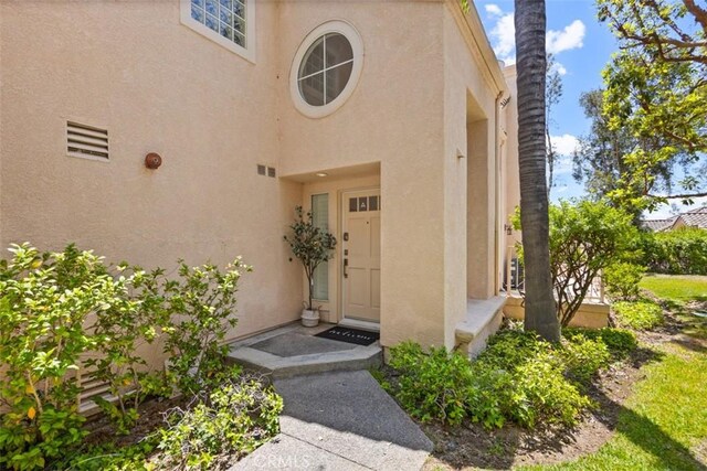 1872 Caminito De La Narcissa, Glendale, CA 91208 - property entrance featuring stucco siding