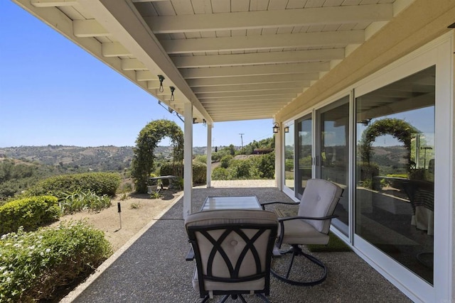 3237 Canonita Dr, Fallbrook, CA 92028 - view of patio