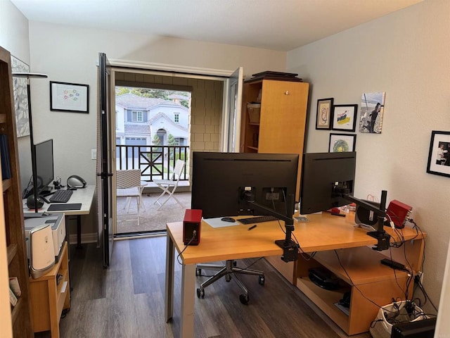 923 Citrine Way, San Marcos, CA 92078 - office space featuring dark wood-style flooring and baseboards