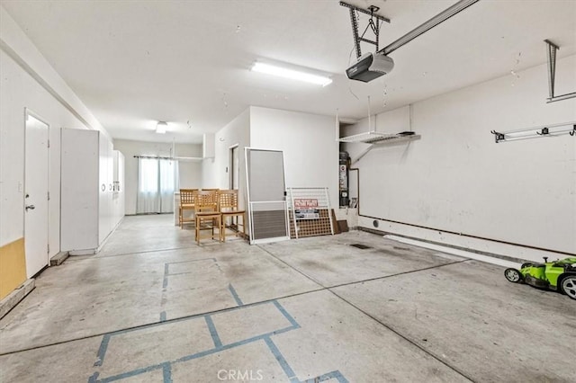 35733 Emily Ave, Murrieta, CA 92563 - garage featuring a garage door opener