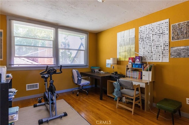 320 W 21st St, Merced, CA 95340 - office space featuring wood finished floors