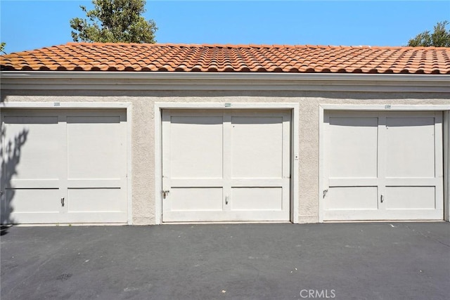 4240 Lost Hills Rd Unit 2205, Calabasas, CA 91301 - view of garage