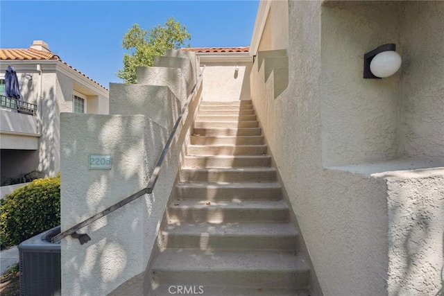 4240 Lost Hills Rd Unit 2205, Calabasas, CA 91301 - view of stairway