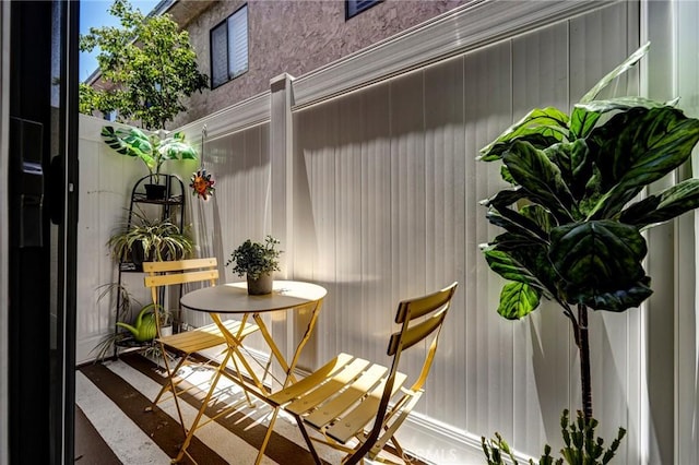 11100 Acama St Unit 16, Studio City, CA 91602 - photo 6
