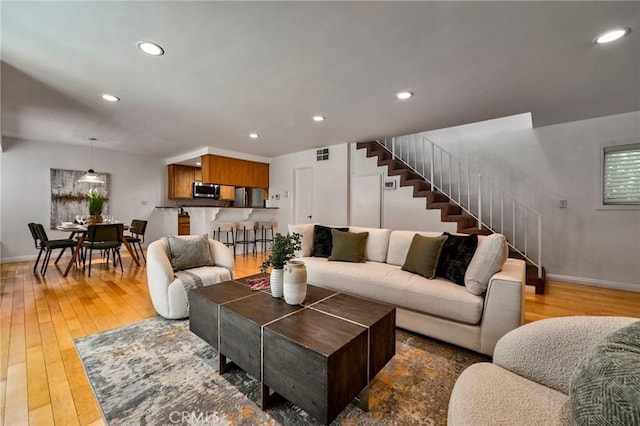 11100 Acama St Unit 16, Studio City, CA 91602 - photo 3