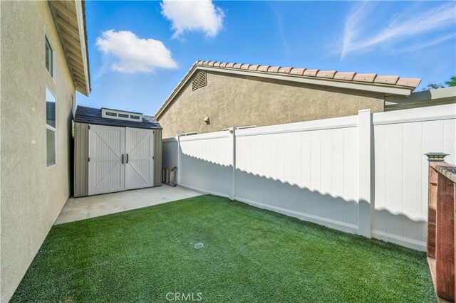 33175 Camino Maraca, Temecula, CA 92592 - fenced backyard with a storage unit